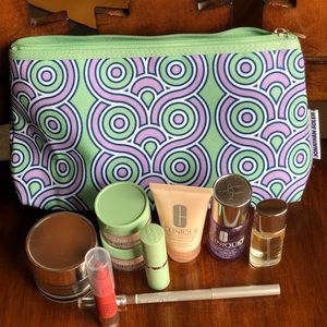 BRAND NEW - 10 PIECE CLINIQUE SET